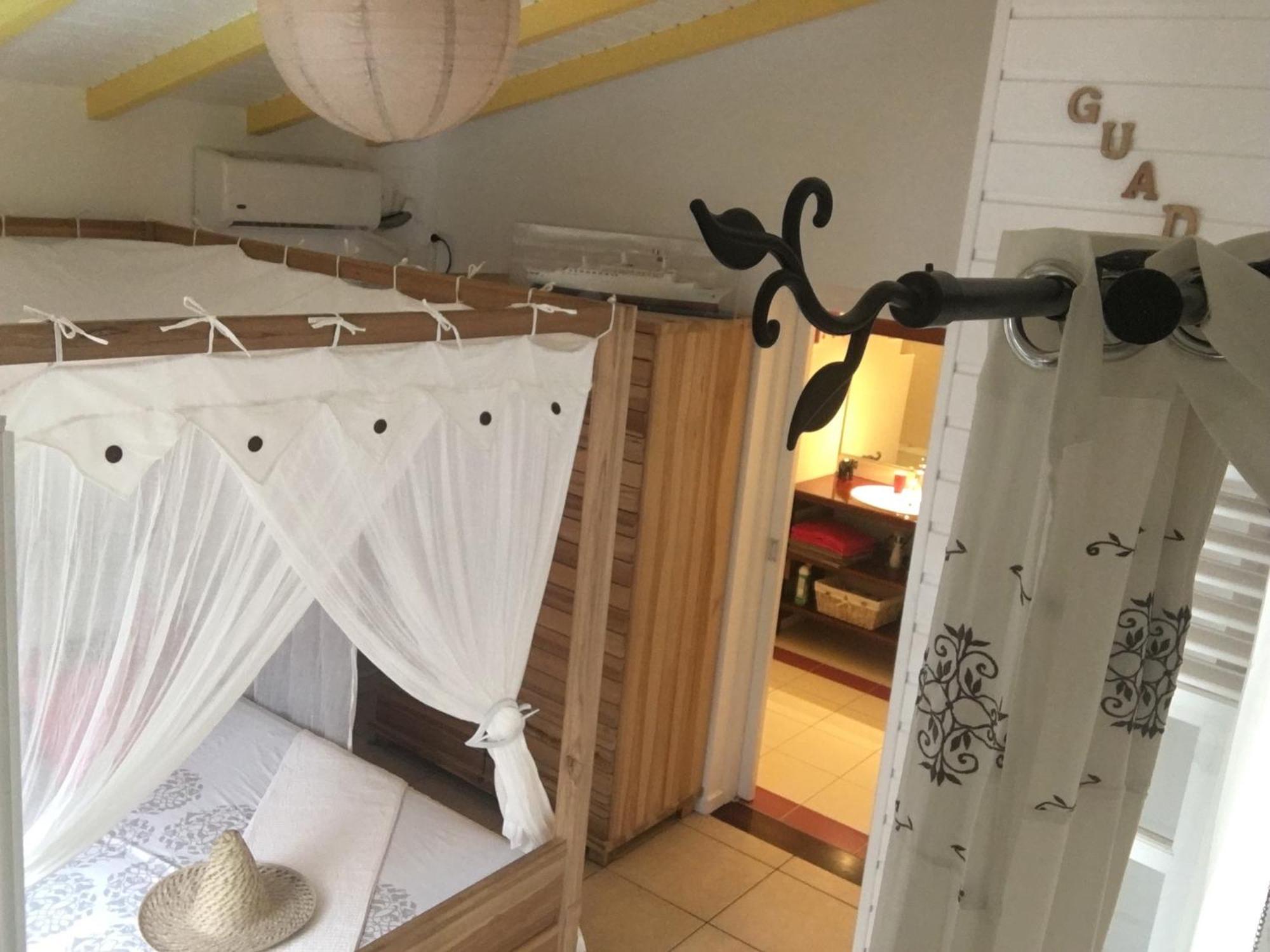 Au Bel'Vue Chez Sandrine "Gite & Chambre D'Hotes" Le Moule Exterior foto